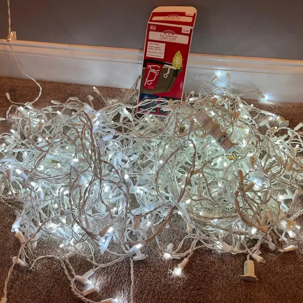 white LED outdoor icicle lights